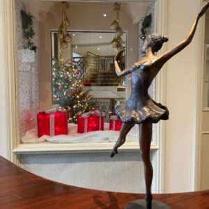 Tippy Toes Ballet Dancer Bronze Sculpture Lifestyle 3 | Avant Garden Bronzes