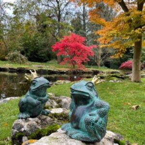 Solid Bronze Frog Prince & Frog King Fountain Sculpture 1 | Avant Garden