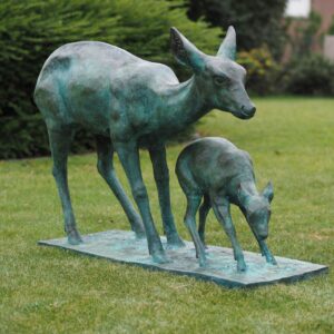 Deer Doe & Fawn Solid Bronze Sculpture 1 | Avant Garden
