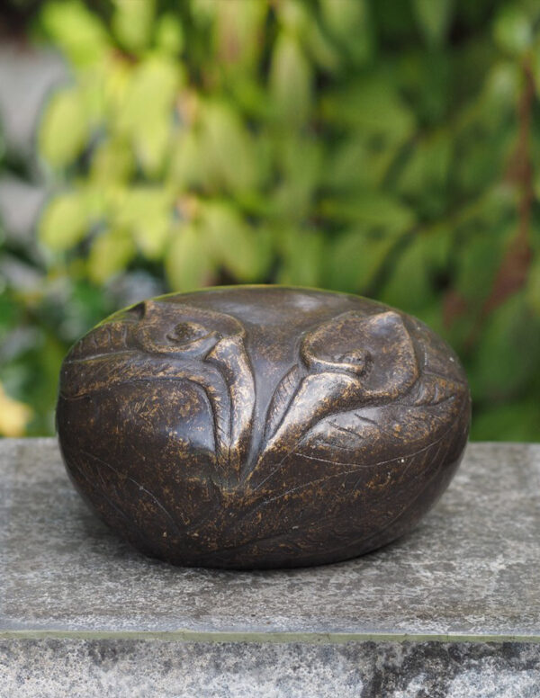 Cremation Urn Memorial Peace Lily Solid Bronze Sculpture 11x21x22cm | Avant Garden