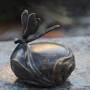 Cremation Urn Memorial Dragonfly For Ashes Bronze Sculpture MESU 21 | Avant Garden Bronzes