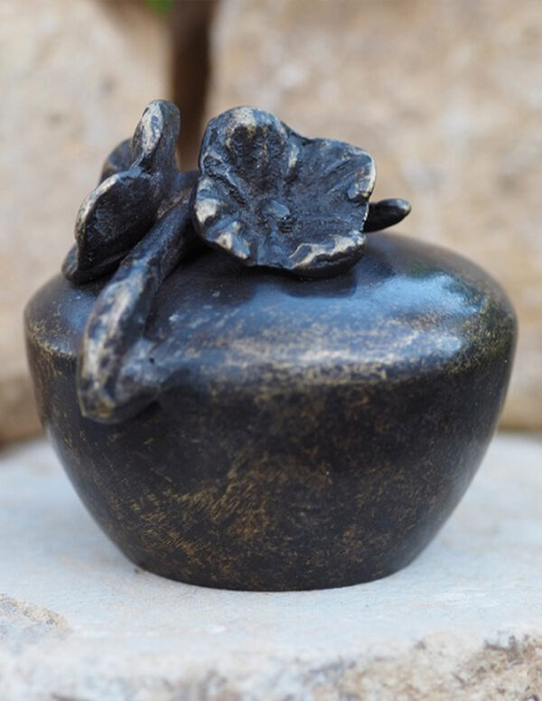 Cremation Urn Violet Flower Memorial Mini Bronze Ashes Keepsake MESU 31 1 | Avant Garden Bronzes