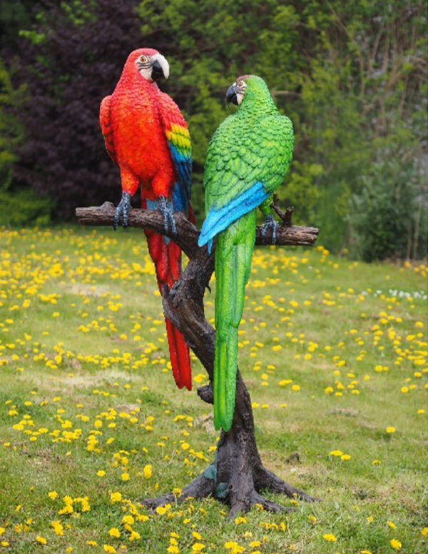 BI 48 Solid Bronze Parrots Macaw Red & Green 1 | Avant Garden Bronzes