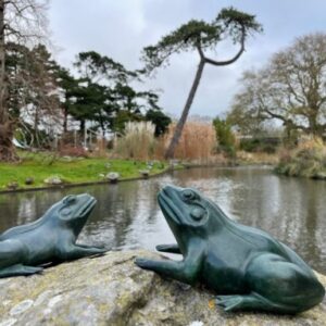 Bronze Frog Head High Fountain Sculpture Verdigris Water Feature MI 58 6 | Avant Garden Bronzes