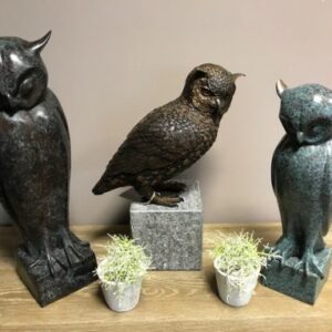 Bronze Bird Owl Standing Sideways Sculpture BI 38 2 | Avant Garden Bronzes