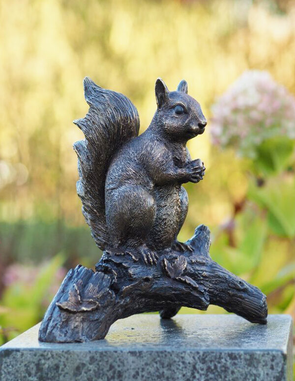 MI 36 Solid Bronze Squirrel Sculpture 1 | Avant Garden Bronzes