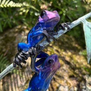 Bronze Frog Pair Blue Glaze Patina On Twig MI 10 detailed portrait of the upper frog showing rich blue glaze, purple highlights and realistic climbing pose.