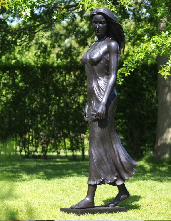 FIWO 55 Solid Bronze Refined Lady 172cm 1 | Avant Garden Bronzes