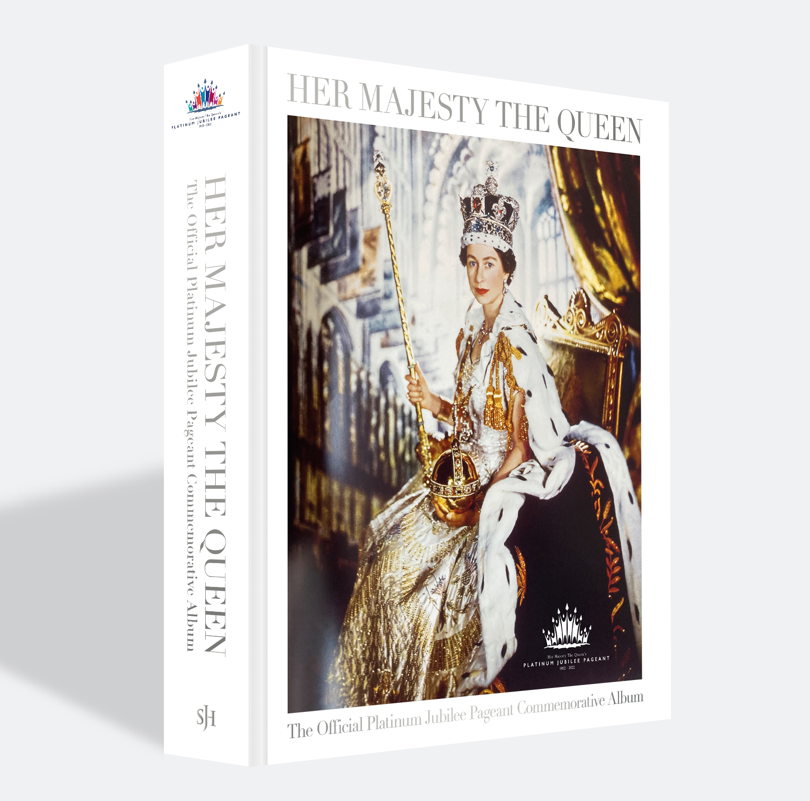 Her Majesty The Queen Official Commemorative Platinum Jubilee Pageant Album 1 | Avant Garden Bronzes