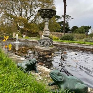 Bronze Frog Head High Fountain Sculpture Verdigris Water Feature MI 58 3 | Avant Garden Bronzes