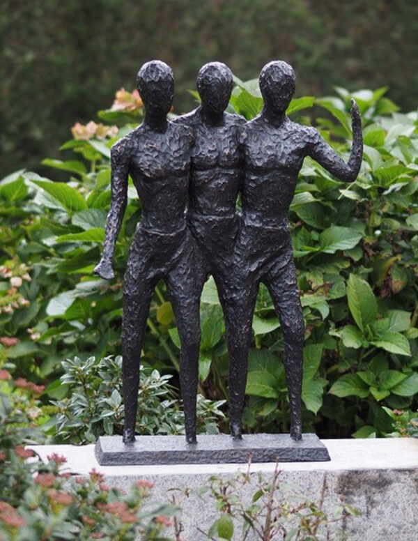 FIME 33 Solid Bronze Best Friends Sculpture 73x16x50cm 1 | Avant Garden