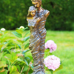 AB 15 Bronze Sculpture Modern Lovers 1 | Avant Garden Bronzes