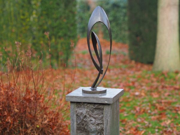 MO 48 Fine Cast Solid Bronze Spirit Of Love Sculpture 45x13x13cm 1 | Avant Garden Bronzes
