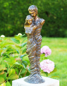 AB 15 Bronze Sculpture Modern Lovers 1 | Avant Garden Bronzes