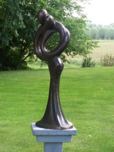 AB 4 Fine Cast Solid Bronze Sculpture Abstract Lovers 80cm 1 | Avant Garden Bronzes