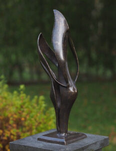 MO 39 Solid Bronze Sculpture Modern Harmony 45cm | Avant Garden Bronzes
