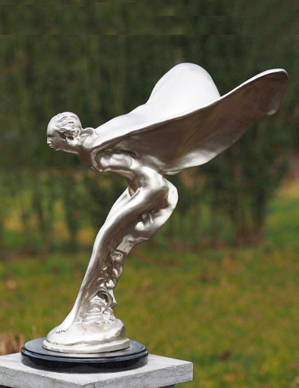 Spirit of Ecstasy Iconic Deluxe Silver Lady Bronze Sculpture MO 25 1 | Avant Garden Bronzes