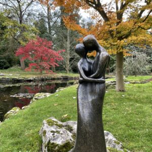 MO 19 Bronze Sculpture Modern Lovers 7 | Avant Garden Bronzes
