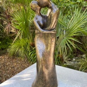 Modern Lovers Bronze Sculpture Smooth 1 | Avant Garden Bronzes