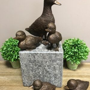 Duck Family Bronze Sculpture Set of Five Birds 17cm Exclusive Gift BI 02 5 | Avant Garden Bronzes