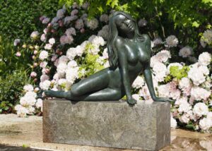 Bronze Stunning Bonito Nude Lady Sculpture 2