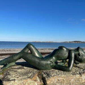 Exotic Naked Lady Sculpture Feminine Garden Bronze FIGI 81 10 | Avant Garden Bronzes