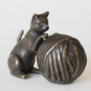 Cremation Urn Cat With Wool Ball Memorial Bronze Sculpture MESU 9 1 | Avant Garden Bronzes