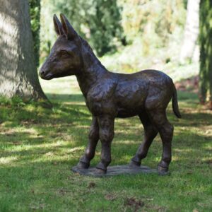 Bronze Baby Donkey Caramel Garden Sculpture M002 1 | Avant Garden Bronzes