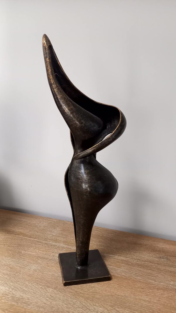 Passionella Modern Art Design Bronze Sculpture 1 | Avant Garden Bronzes