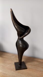 Passionella Modern Art Design Unique Bronze Sculpture 52cm MO 60 1 | Avant Garden Bronzes