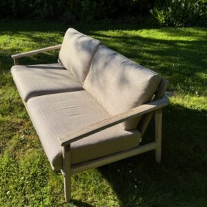 David Deep seating 2 seater lounge sofa Aged Teak by vincent sheppard 1 | Avant Garden & Bronzes