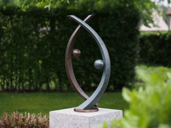 Wellness And Balance Modern Art Abstract Bronze Sculpture MO 66 1 | Avant Garden Bronzes