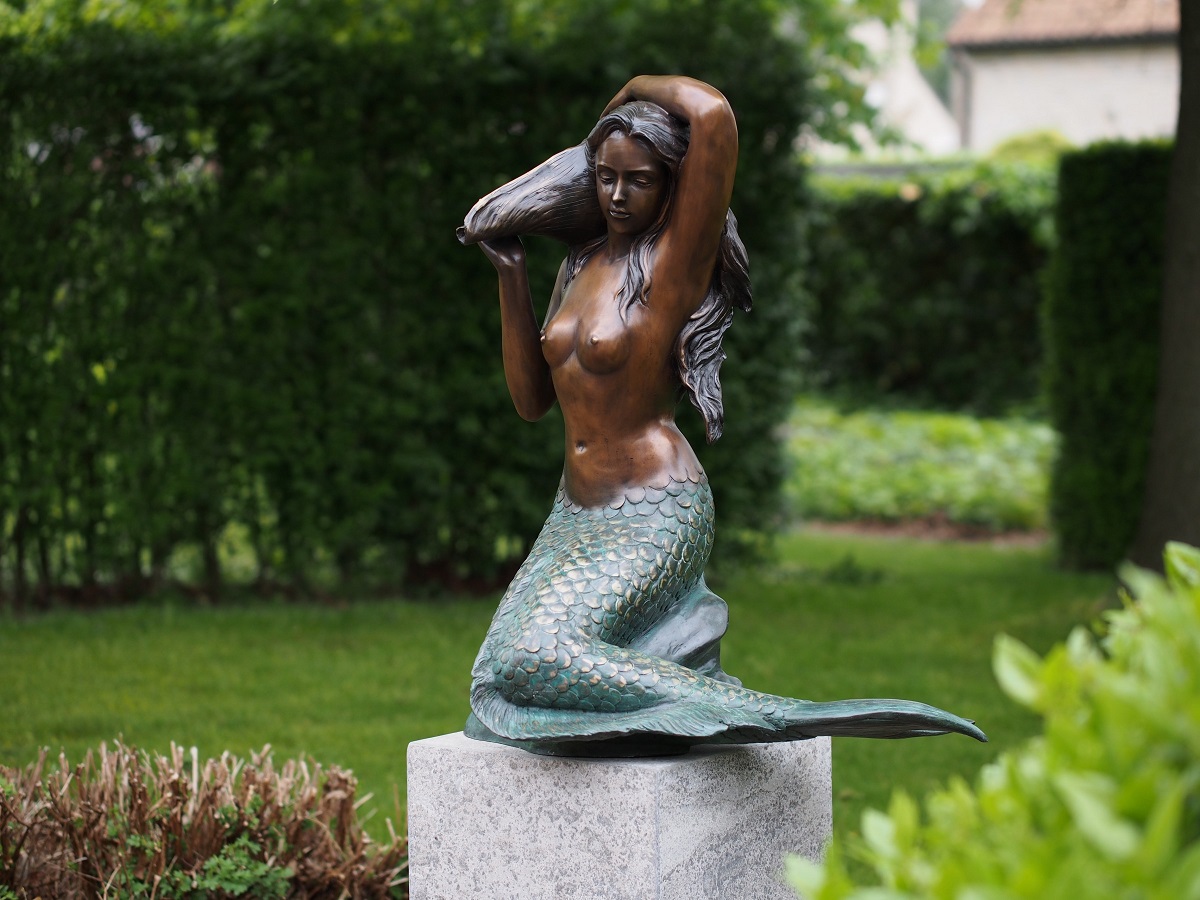 Little Mermaid Fountain Seated With Shell Water Feature Bronze Sculpture FO 91 1 | Avant Garden Bronzes