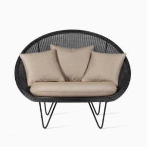 Gipsy Lounge Chair Outdoor Garden Furniture by Vincent Sheppard 3 | Avant Garden Bronzes