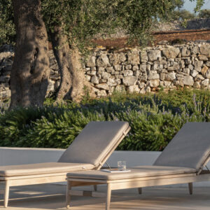 David Sunlounger Stained Brushed Teak & Rope inc Outdoor Cushion by Vincent Sheppard 1 | Avant Garden Bronzes