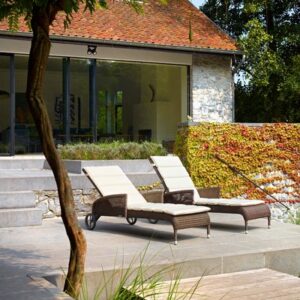 Safi Sunlounger With Arms Woven Resin Outdoor Funiture by Vincent Sheppard 5 | Avant Garden Bronzes