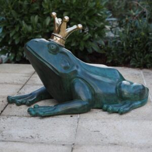 Giant Frog King Fountain Garden Bronze Sculpture Pond Water Feature 1 | Avant Garden Bronzes