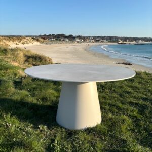 Sandro Dining Table 150 Portland Ceramic Top Aluminum Frame By Vincent Sheppard 4 | Avant Garden Bronzes