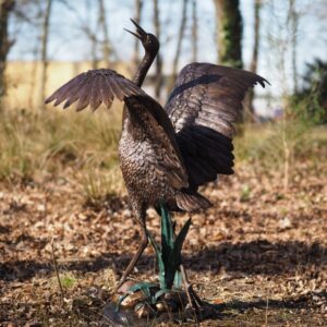 Dancing Exotic Crane Spreading Wings Bronze Bird Fountain Water Feature Sculpture BI009